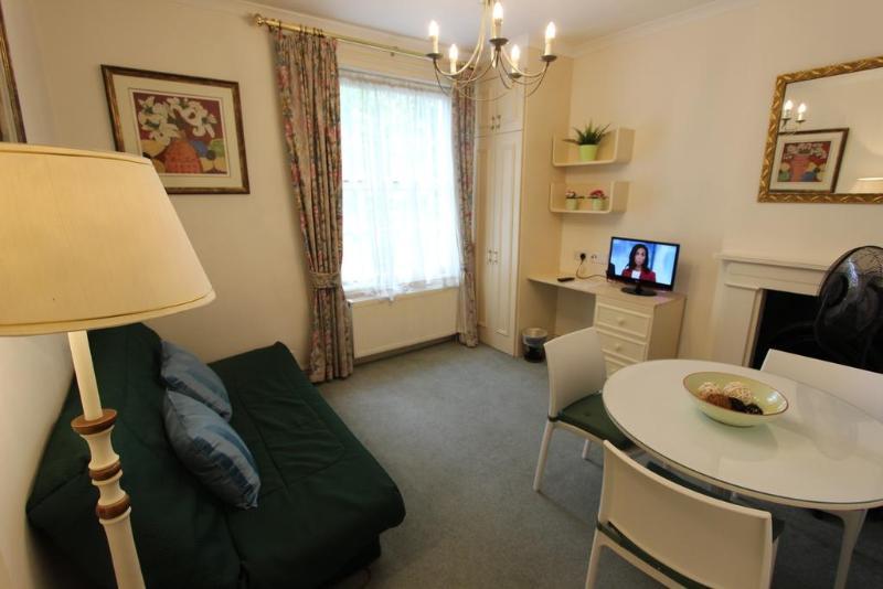 Stay In Serviced Apartments Queensway Лондон Екстериор снимка